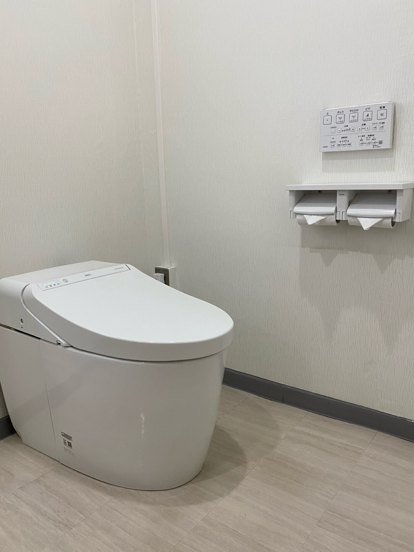 本社トイレの改修工事