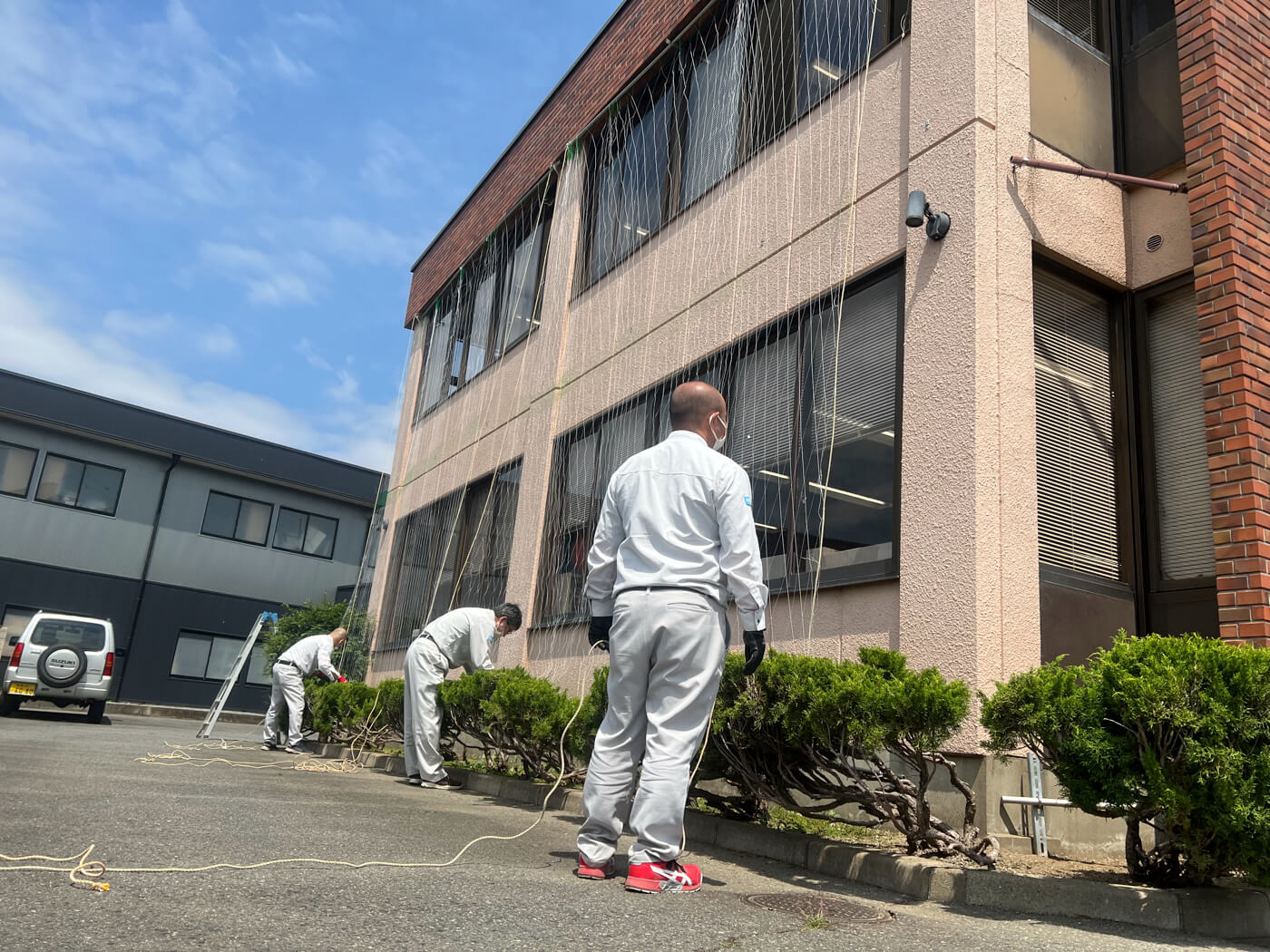 グリーンカーテン用ネットの設置