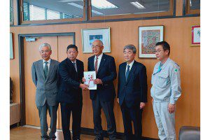 甘楽町図書館「ら・ら・かんら」へ書籍寄付