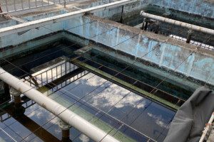 岩崎浄水場ろ過池ろ過砂交換修繕工事