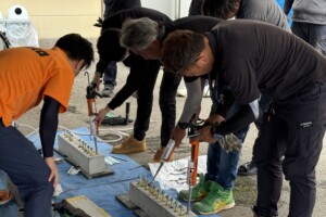 ユニカ製「あと施工アンカー」の施工講習を実施しました！